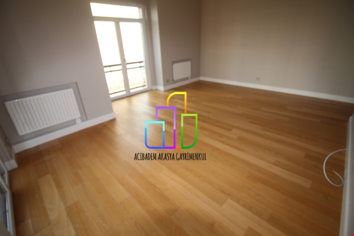 Emaar Square 2+1 Residence High Floor Block Mall View Opportunity