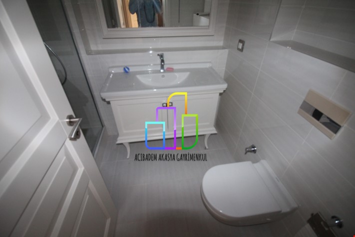 Emaar Square 2+1 Residence High Floor Block Mall View Opportunity