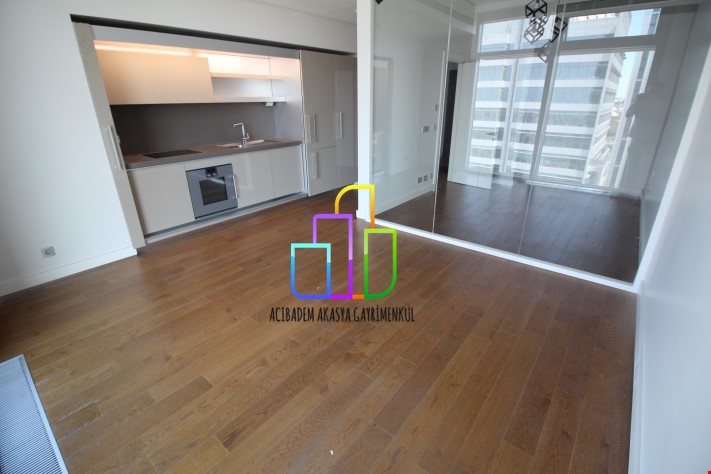 Emaar Square 1+1 Heights Block High Floor Best Opportunity