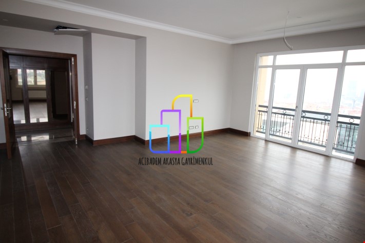 Emaar Square 3,5+1 Residence Block Ready To Move!!!