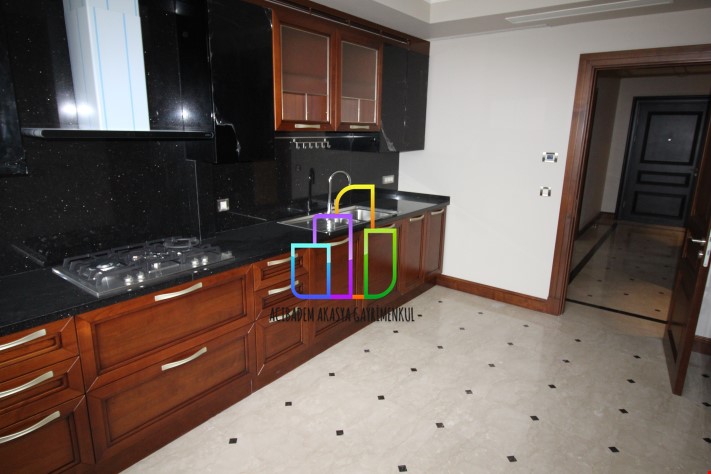 Emaar Square 3,5+1 Residence Block Ready To Move!!!