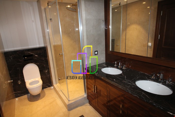 Emaar Square 3,5+1 Residence Block Ready To Move!!!