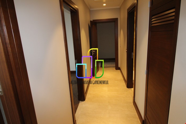Emaar Square 3,5+1 Residence Block Ready To Move!!!