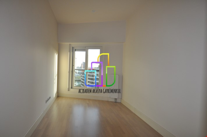 Akasya Acıbadem 3,5+1 BALKONLU Göl Etabı Kule'de Kiralık BOŞ!
