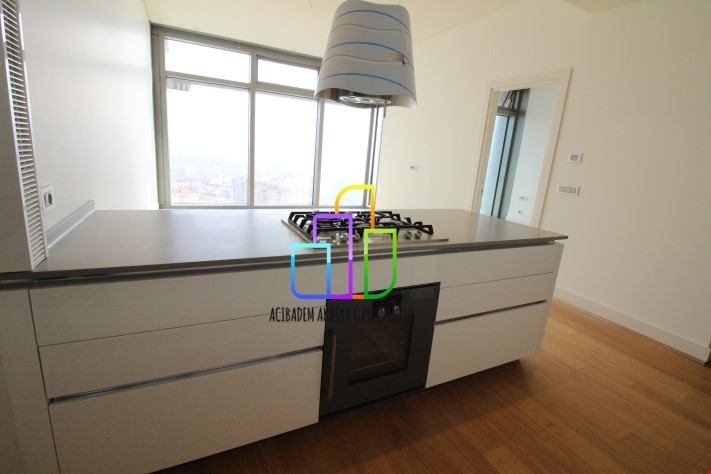 Emaar Square 1+1 Balcony Available Citizenship READY TO MOVE!!!