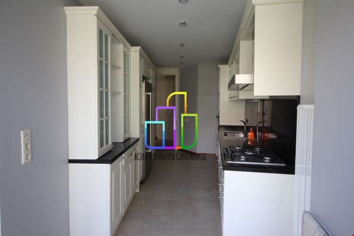 3+1 161m2 AKASYA ACİBADEM GÖL ETABI GÖL YATAY da SATILIK 