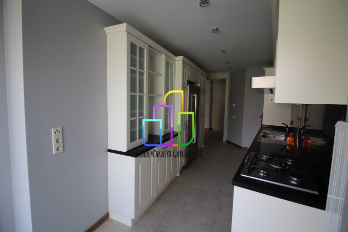 3+1 161m2 AKASYA ACİBADEM GÖL ETABI GÖL YATAY da SATILIK 