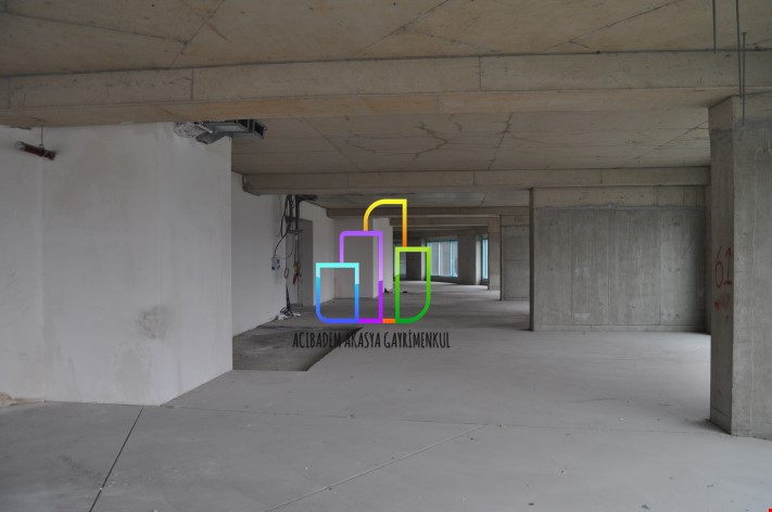 AKASYA ACİBADEM KENT ETABI 400m2 TİCARİ KAT BOŞ SATILIK