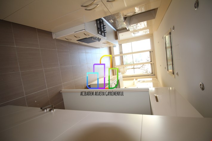 Akasya Acıbadem 3+1 Koru Etabı 164 M2 Genis Balkonlu Oturuma Hazır