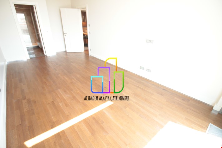 Emaar Square 2+1 144 M2 Biggest Type Heights Available Citizenship