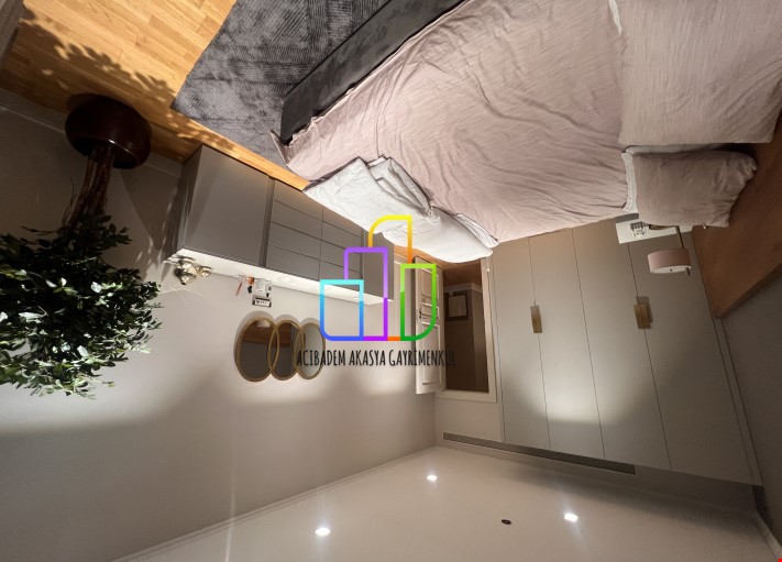 Emaar Square de 1+1 satılık daire - 96 m2 Flat For Sale 