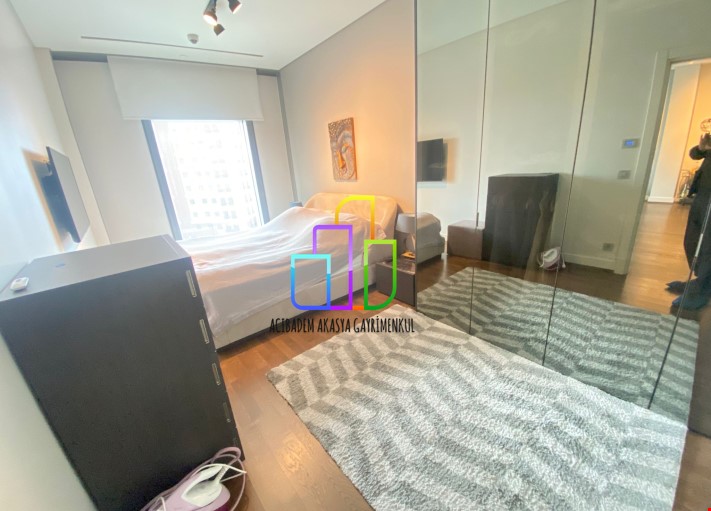 Emaar square de 2+1 Heights blokta 120 m2 Flat  avm manzaralı 