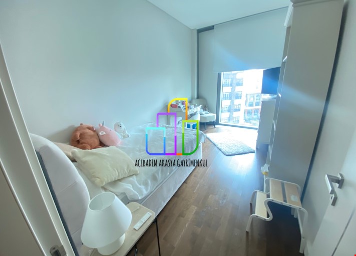 Emaar square de 2+1 Heights blokta 120 m2 Flat  avm manzaralı 