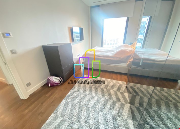 Emaar square de 2+1 Heights blokta 120 m2 Flat  avm manzaralı 