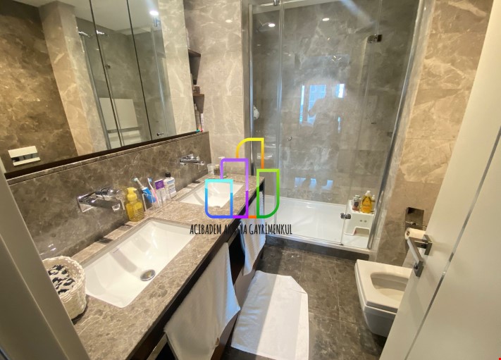 Emaar square de 2+1 Heights blokta 120 m2 Flat  avm manzaralı 