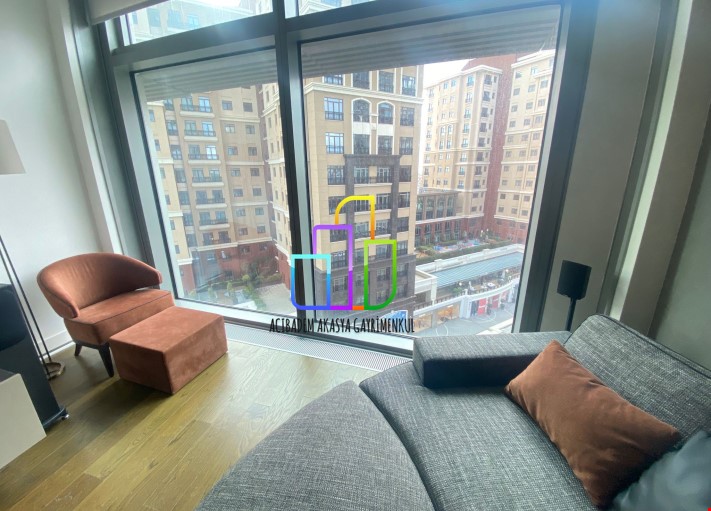 Emaar square de 2+1 Heights blokta 120 m2 Flat  avm manzaralı 
