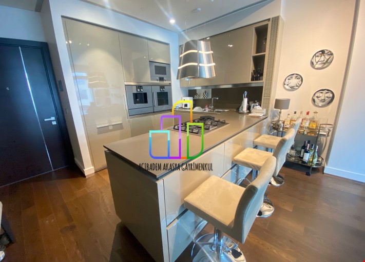 Emaar square de 2+1 Heights blokta 120 m2 Flat  avm manzaralı 