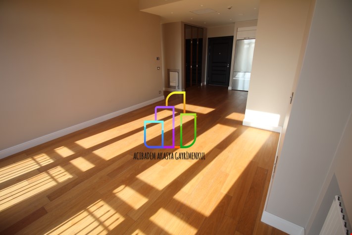 Emaar Square 1+1 83 M2 On Sale With Payment Plan