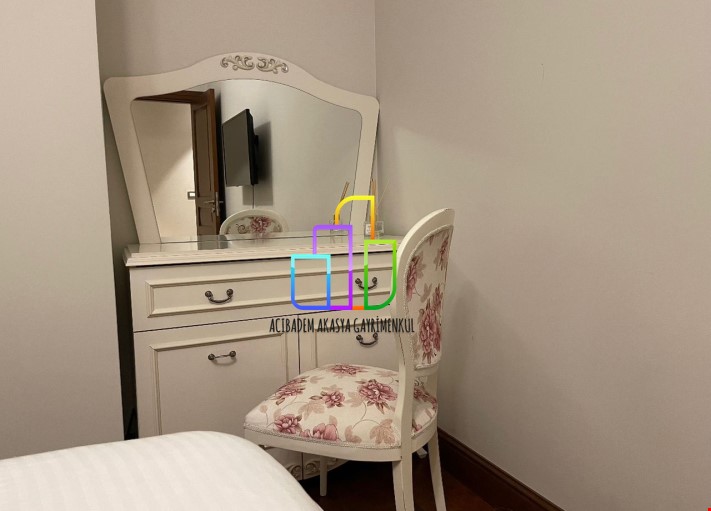 Emaar Square 2,5+1 On Sale Fully Furnished With Maid Room Empty!!!