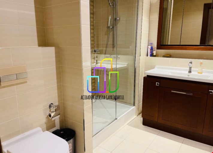 Emaar Square 2,5+1 On Sale Fully Furnished With Maid Room Empty!!!