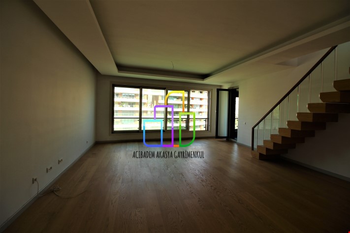 4+2 300m2 AKASYA ACİBADEM GÖL ETABI YATAY da TERASLI DUBLEKS