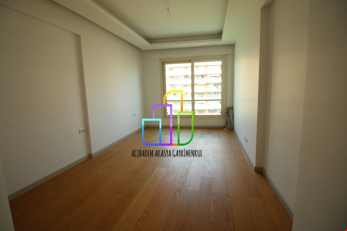 4+2 300m2 AKASYA ACİBADEM GÖL ETABI YATAY da TERASLI DUBLEKS