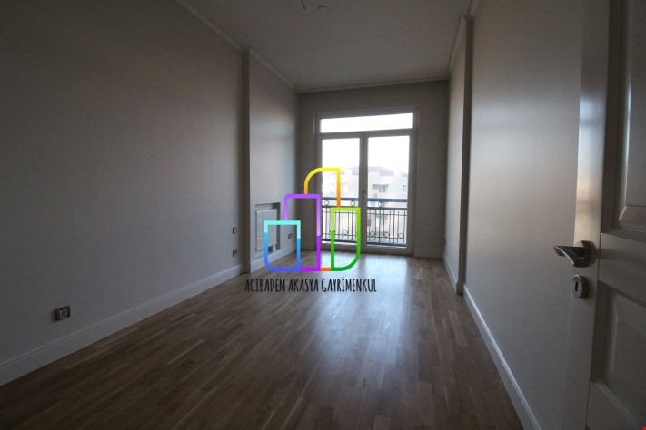 Emaar Square de 2+1 kiralık Daire -  Amerikan Mutfak 