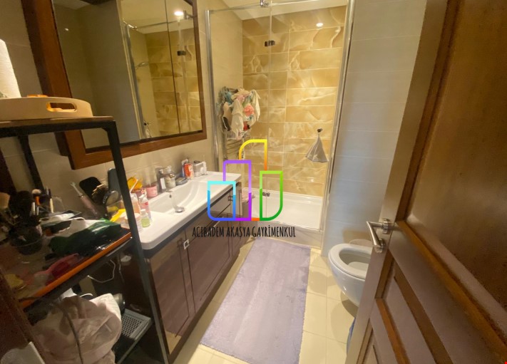 Emaar Square 3,5+1 220  M2 BÜYÜK TERASLI Oturuma Hazır!!!!!!!!!