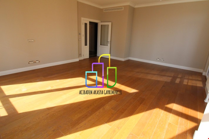 Emaar square de 3+1 fırsat fiyatlı BOŞ 