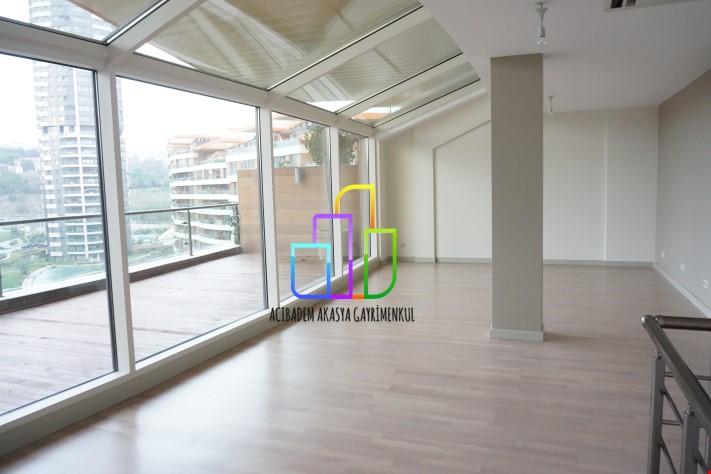 3.5+1 222m2 AKASYA ACİBADEM GÖL ETABI YATAY da  SATILIK TERASLI 